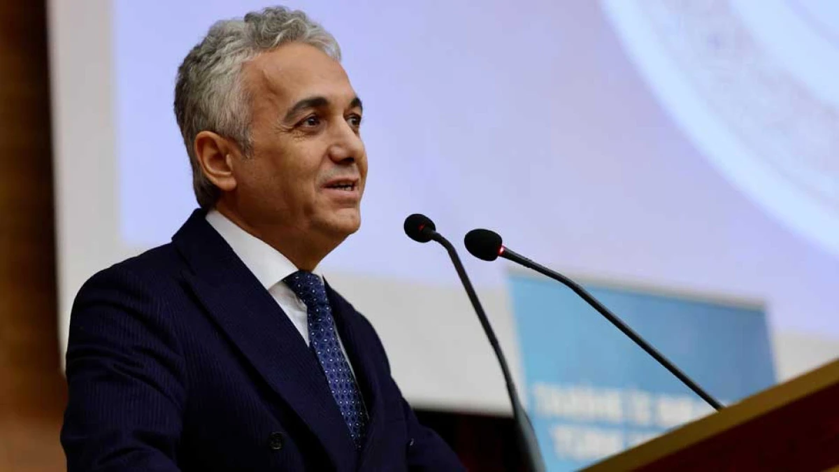 Adil Kurban yeni modeli a&ccedil;ıkladı
