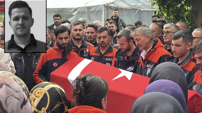  AFAD personeline h&uuml;z&uuml;nl&uuml; veda