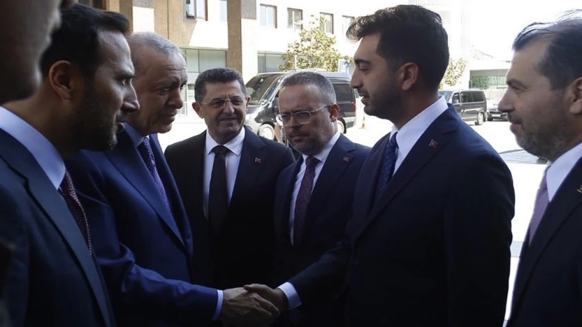 Ak Partiye ge&ccedil;en Tuzla Belediye Başkanı Bing&ouml;l'den ilk a&ccedil;ıklama 