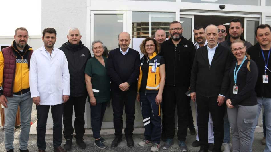 Bakan Bilgin’den Kocaeli Büyükşehir’in Defne hastanesine tam not