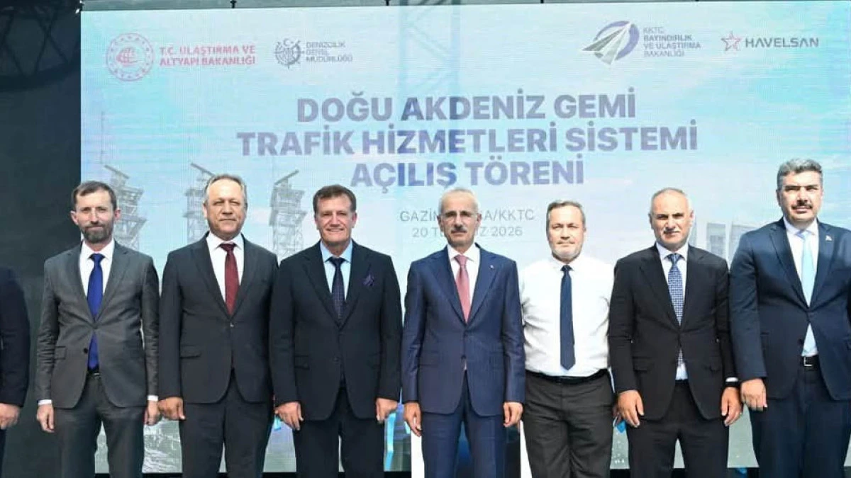 Bakan Uraloğlu, Kıbrıs'ta m&uuml;jdeyi verdi