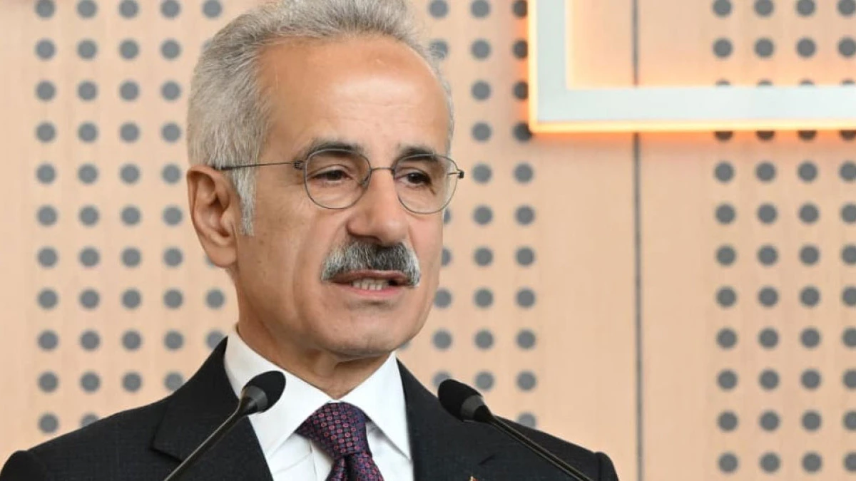 Bakan Uraloğlu resmen a&ccedil;ıkladı