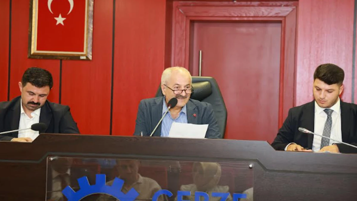 Başkan B&uuml;y&uuml;kg&ouml;z'den &uuml;niversite &ouml;ğrencilerine m&uuml;jde