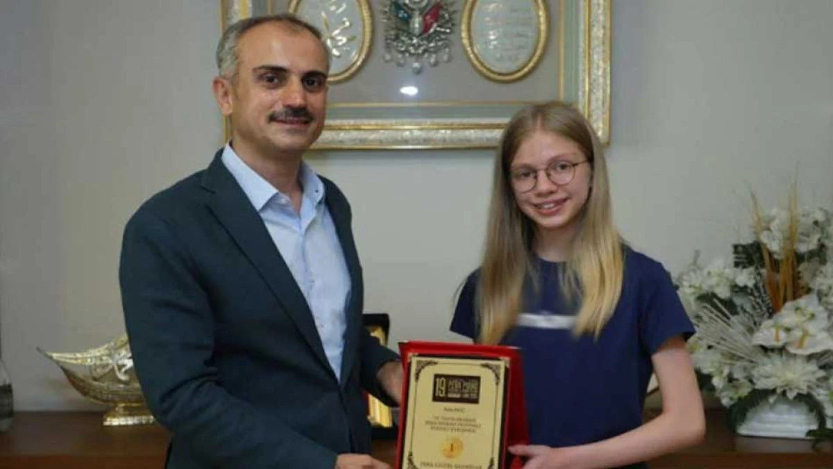  Başkan Çiftçi, yıldız piyanist Aylin Kılıç'ı ağırladı