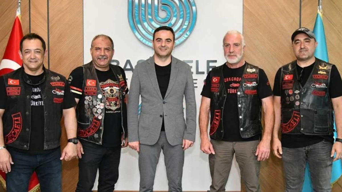 Başkan Yasin &Ouml;zl&uuml;'ye teşekk&uuml;r ettiler