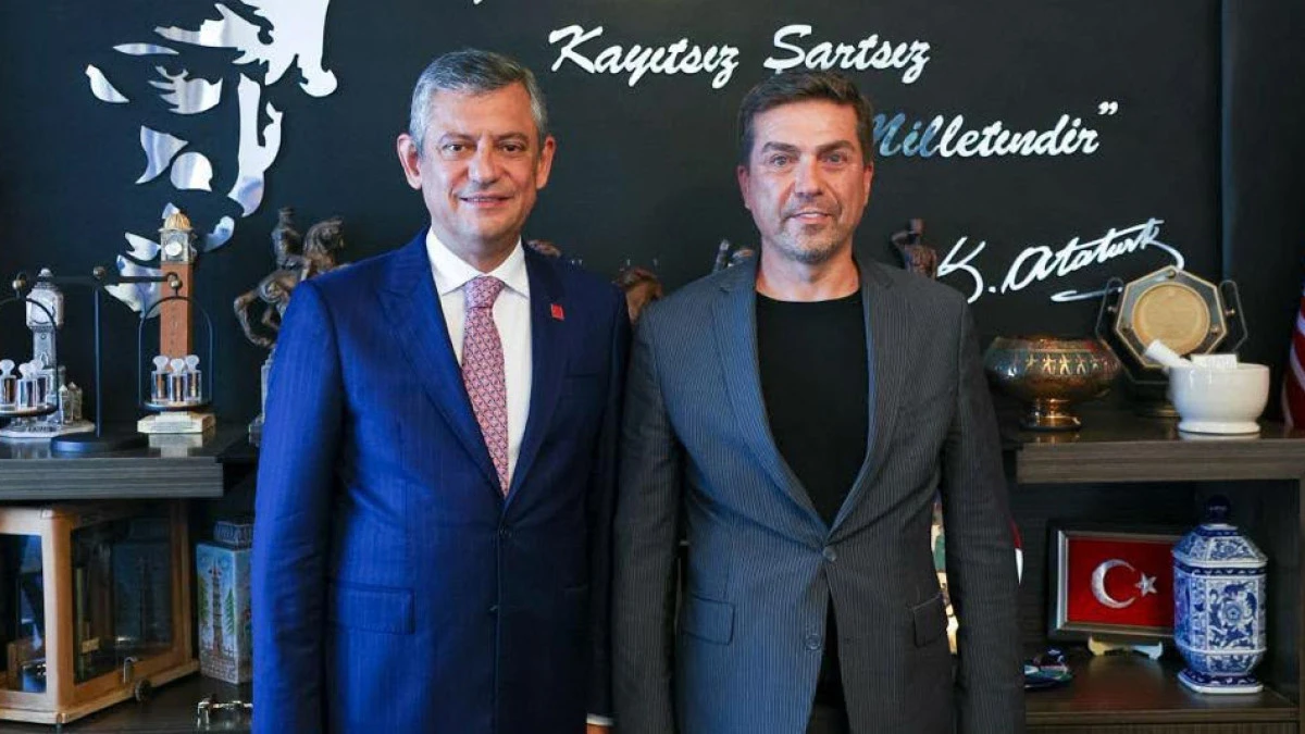 B&uuml;lent Sarı CHP'den istifa etti