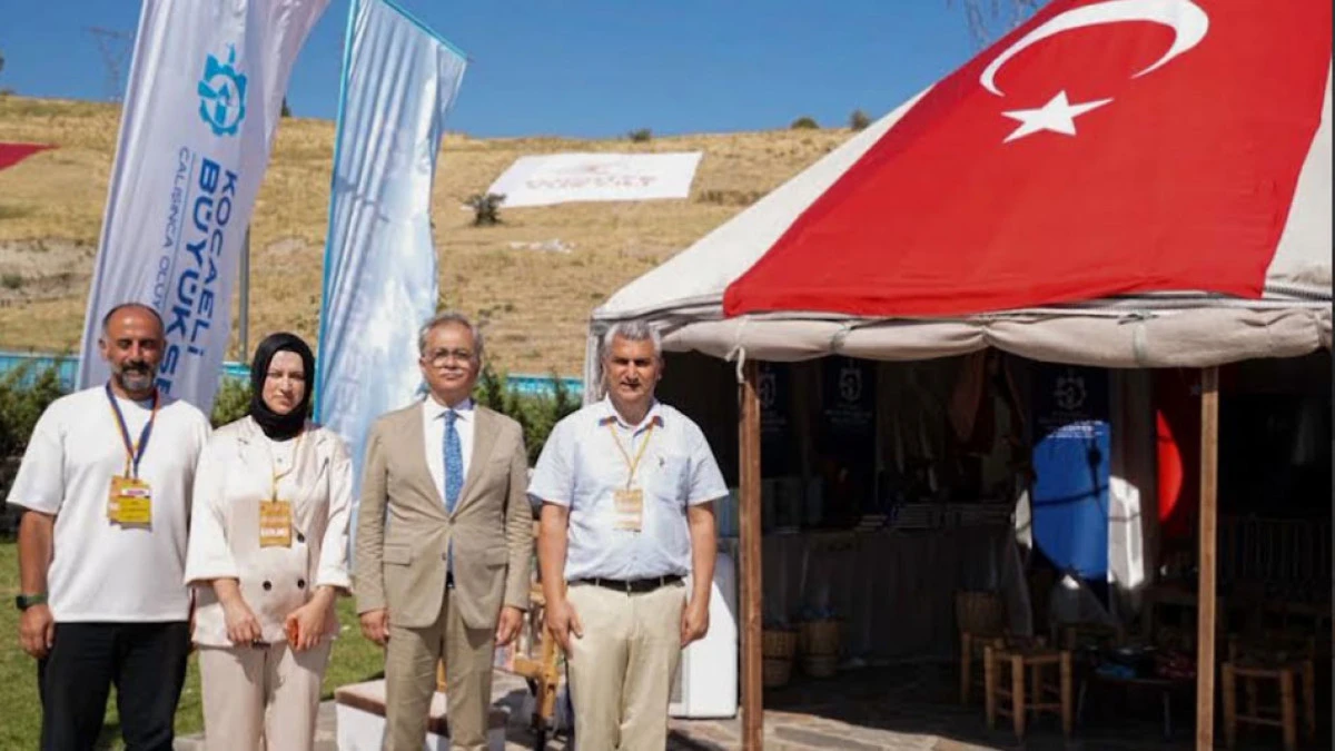B&uuml;y&uuml;kşehir'i Ahlat'ta Genel Sekreter Bara&ccedil;lı temsil etti