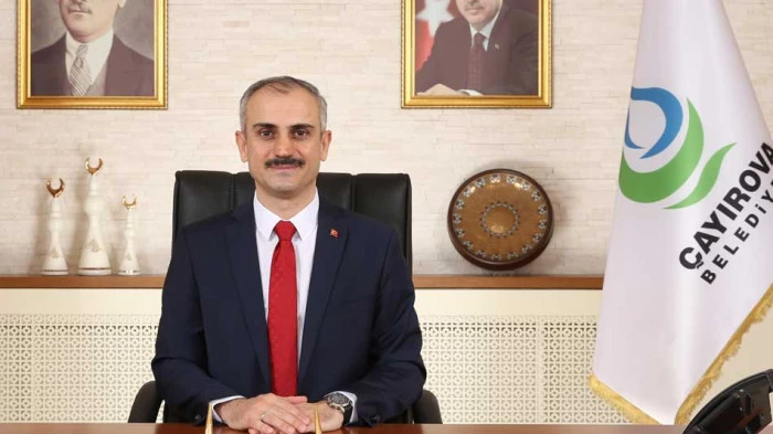&Ccedil;ayırova Belediye Başkanı &Ccedil;ift&ccedil;i&rsquo;den Kurban Bayramı mesajı