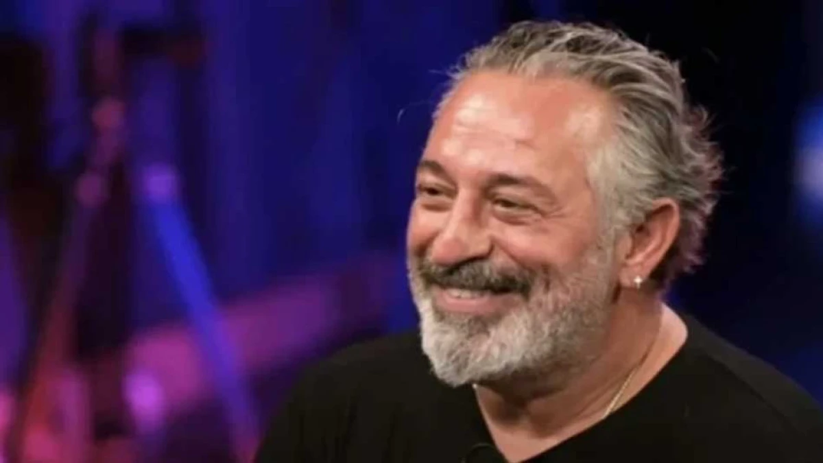 Cem Yılmaz'dan &uuml;z&uuml;c&uuml; haber