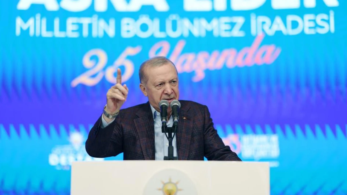Cumhurbaşkanı Erdoğan: Cahil, geri kafalı bazı fosiller &ccedil;ıkıyor, baş&ouml;rt&uuml;s&uuml;ne kin kusuyor