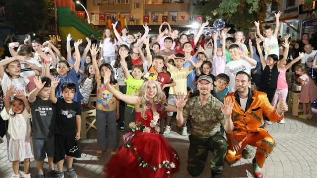 Derince'de mahalle şenlikleri coşkuyla başladı