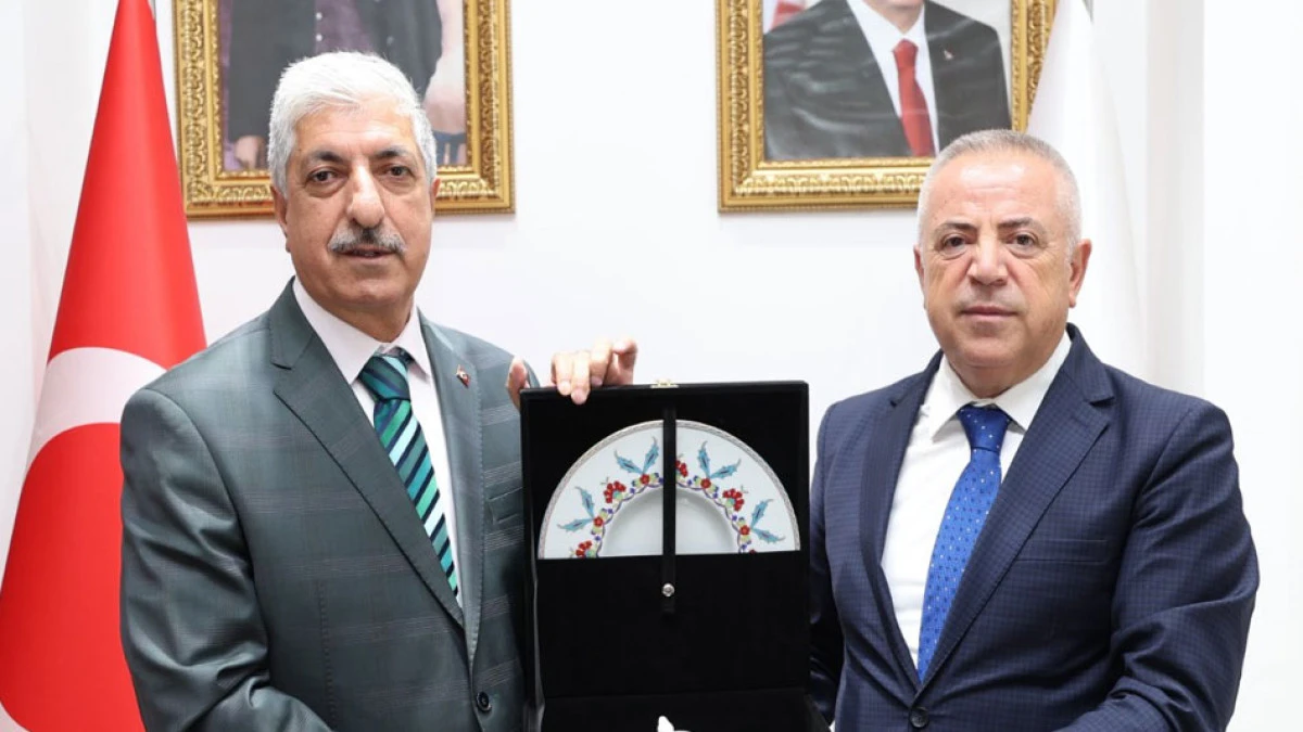Dilovası Kaykamamı &Ccedil;elik'ten Başkan &Ouml;meroğlu'na iade-i ziyaret