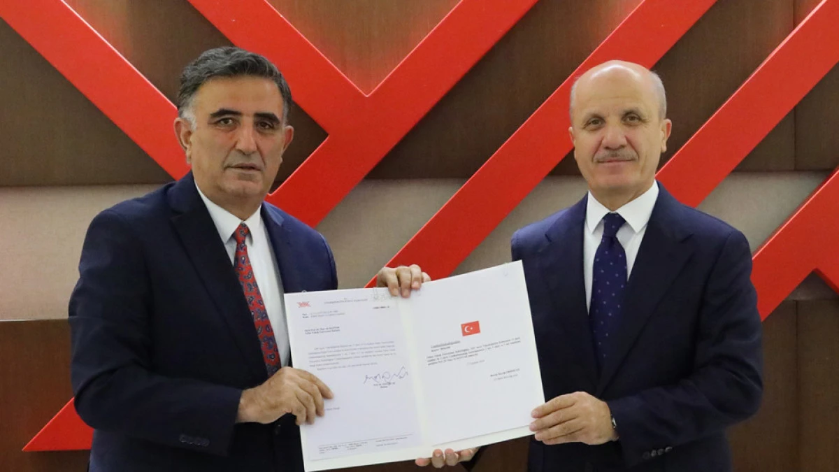 Gebze Teknik &Uuml;niversitesi Rekt&ouml;r&uuml; Mantar mazbatasını aldı
