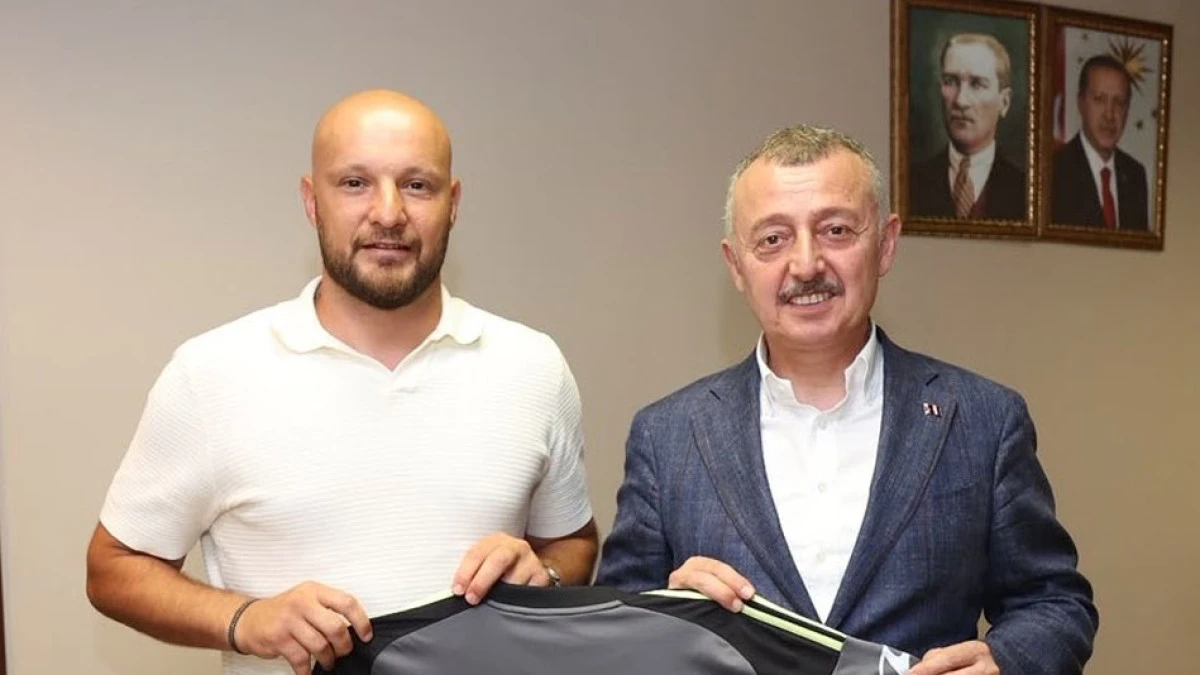  G&ouml;khan Değirmenci Kocaelispor ile B&uuml;y&uuml;kakın'a veda etti