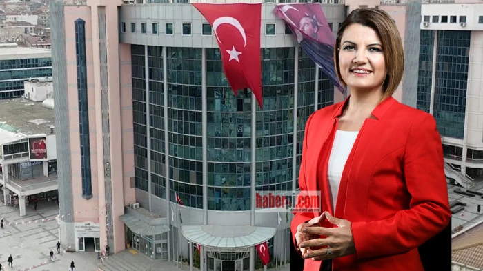İzmit belediyesine operasyon. Başkan H&uuml;rriyet ve eşi g&ouml;zaltına alındı