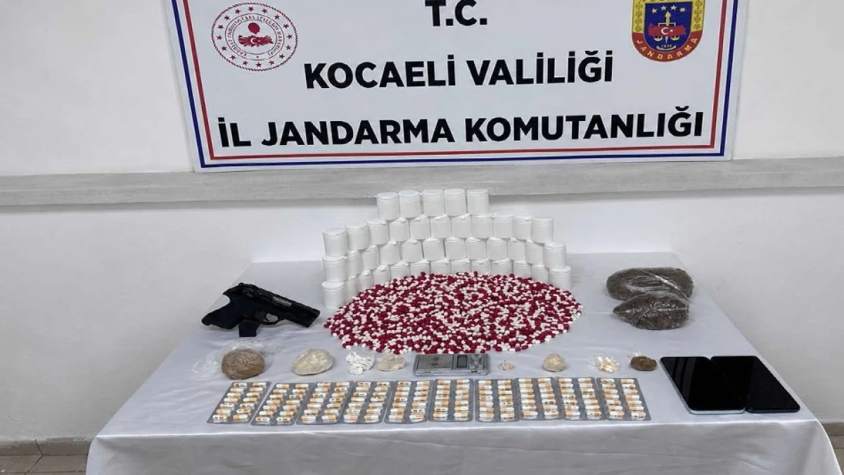 Jandarmadan zehir tacirlerine darbe