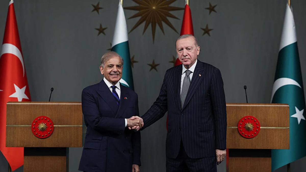 Kardeş &uuml;lke Pakistan Başbakanı Şerif T&uuml;rkiye'de
