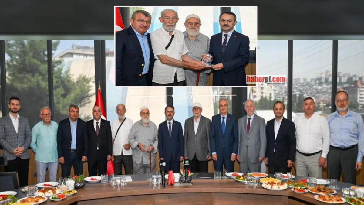 Kocaeli İlim Yayma Cemiyeti &ouml;d&uuml;llendirdi