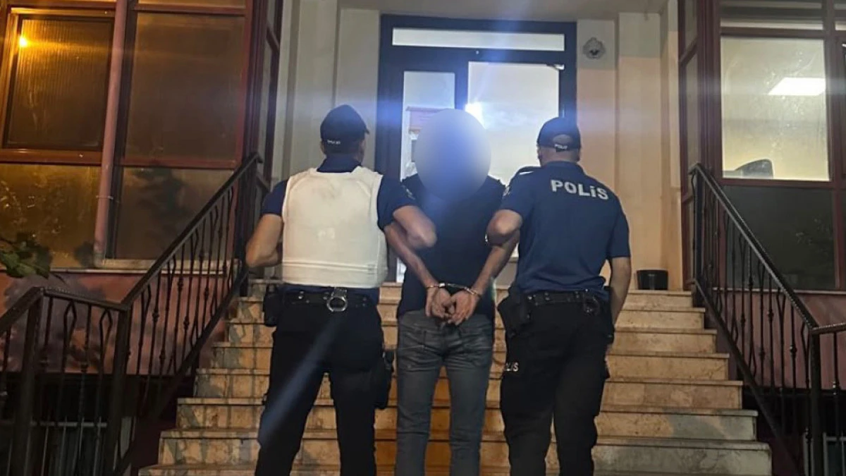 Kocaeli Polisi o dolandırıcıyı kıskıvrak yakaladı