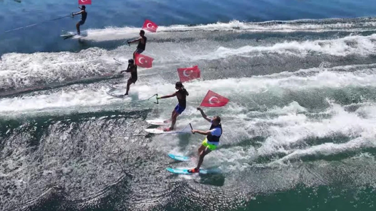 Kocaeli, Su Kayağı Şampiyonasıyla renklendi