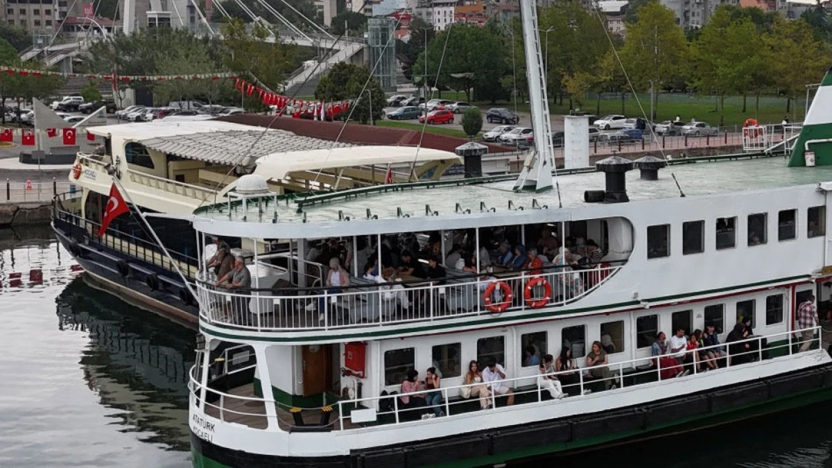 Kocaeli&rsquo;den B&uuml;y&uuml;kada&rsquo;ya mavi yolculuk başlıyor