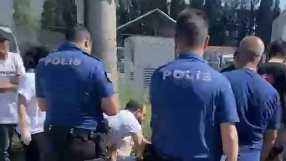 Kocaeli'de şok. Hastane &ouml;n&uuml;nde tartıştığı kadını bı&ccedil;akladı