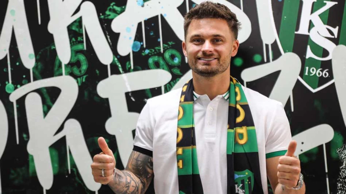 Kocaelispor, Karol Linetty'nin s&ouml;zleşmesini uzattı