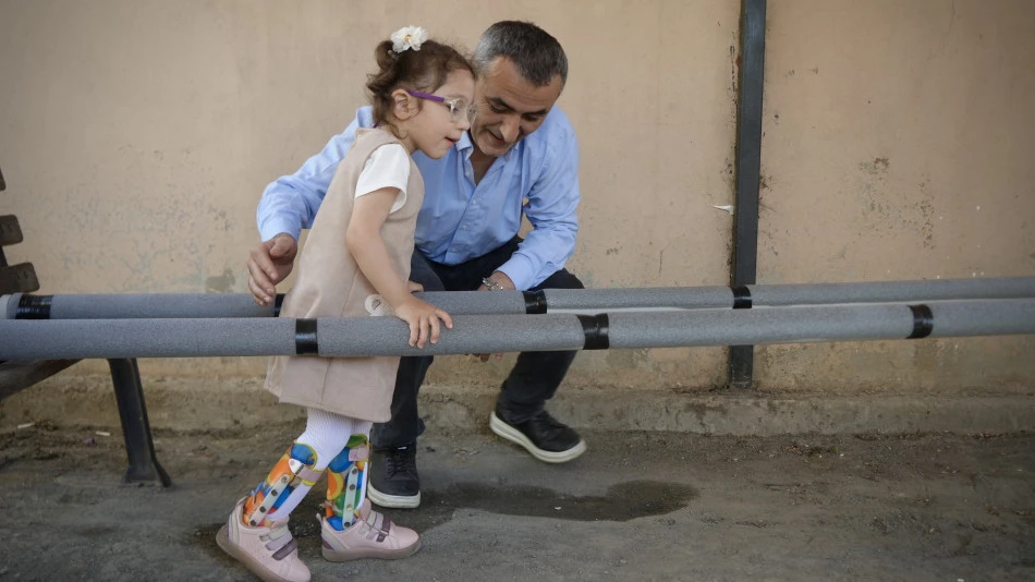 Minik Lina'ya Gonca kucak a&ccedil;tı