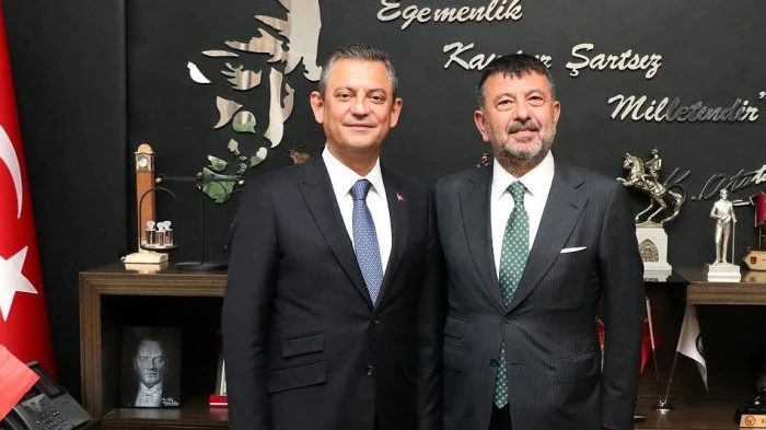 &Ouml;zg&uuml;r &Ouml;zel ile Ağbaba ile ilgili flaş karar