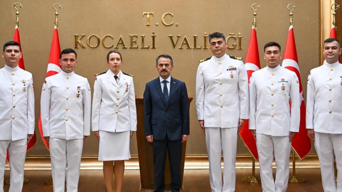 Sahil G&uuml;venlik Kuzey Marmara Grup Komutanından Vali Aktaş'a ziyaret