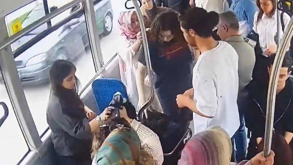 Şof&ouml;r s&uuml;rd&uuml;, sağlık &ccedil;alışanı m&uuml;dahale etti