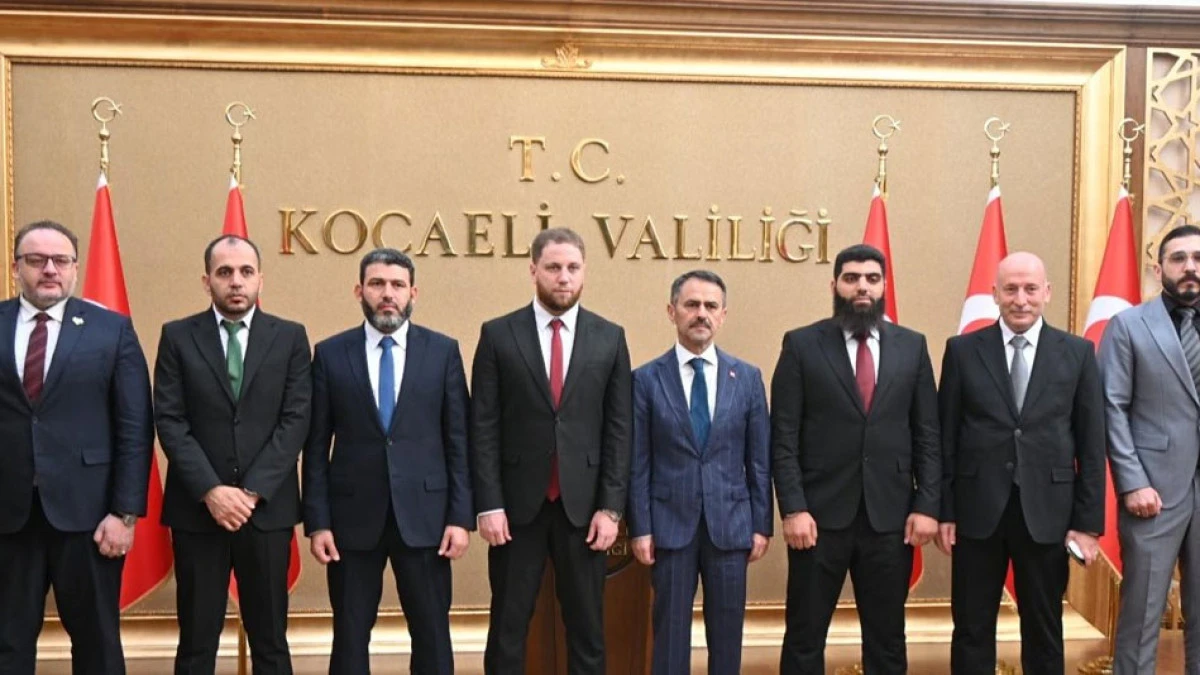 Suriye Hama Valisi Kocaeli'de 