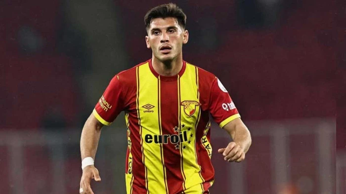 Uğur Kaan Yıldız, Kocaelispor i&ccedil;in imzayı attı
