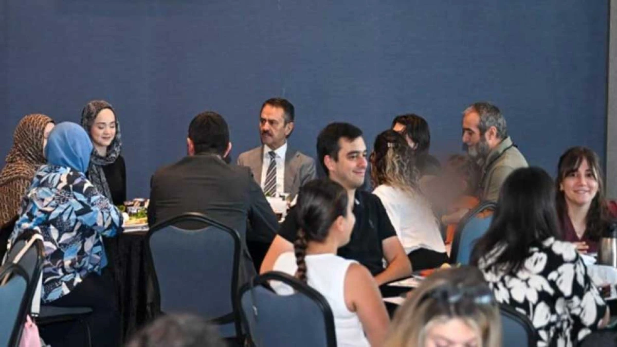 Vali Aktaş, Koruyucu Aileleri yalnız bırakmadı